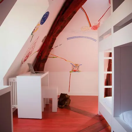 Surprenantes - Château Du Pé 3* Saint-Jean-de-Boiseau