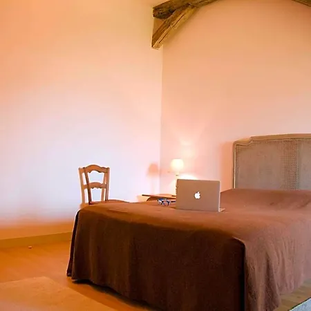 Surprenantes - Château Du Pé Hotel 3*