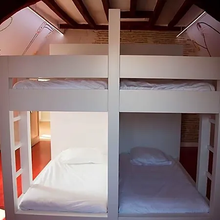 Surprenantes - Château Du Pé 3* Saint-Jean-de-Boiseau