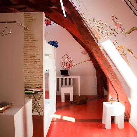 Surprenantes - Chateau Du Pe