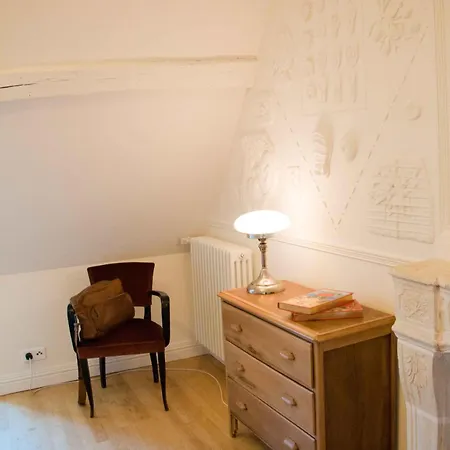 Hotel Surprenantes - Château Du Pé