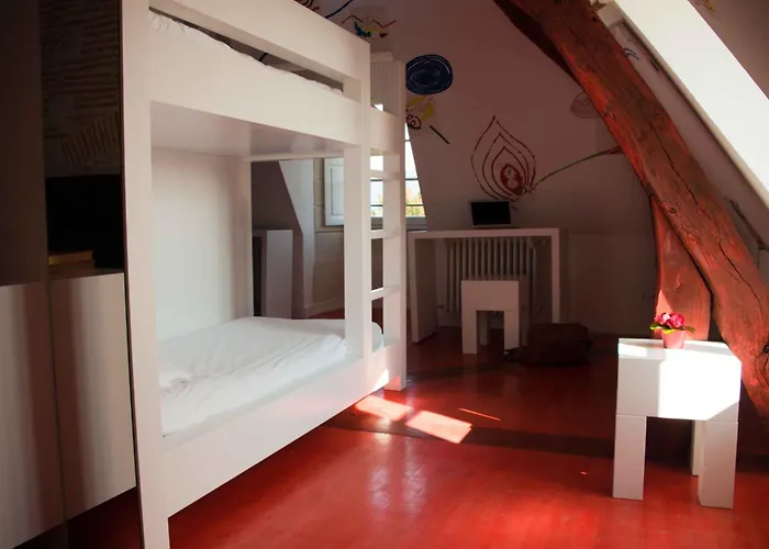 Surprenantes - Château Du Pé Hotel Saint-Jean-de-Boiseau